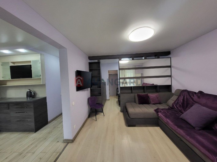 Продам 2к Квартиру Центр Шкільна 25 - фото 1