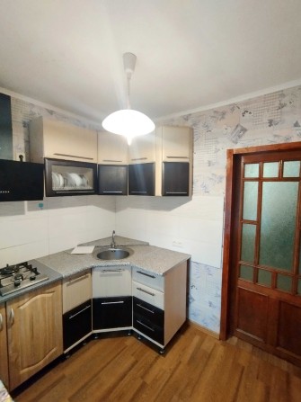 Продам 2 кімнатну квартиру по проспекту Гагаріна. - фото 1