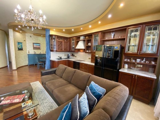 Добротная 3к в ЖК Адмирал Николаев