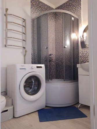 Продаю 2 квартиру проспект Мира - фото 1