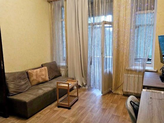 Продам 2-к квартиру на Шмидта / центр / парк Глобы Днепр