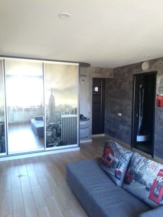 Стильна однокімнатна студія - фото 1