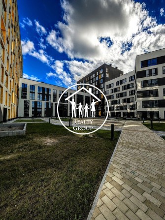 Величезна 2-кім.кв. з кухнею-вітальнею 22 м² в зданому ЖК - фото 1