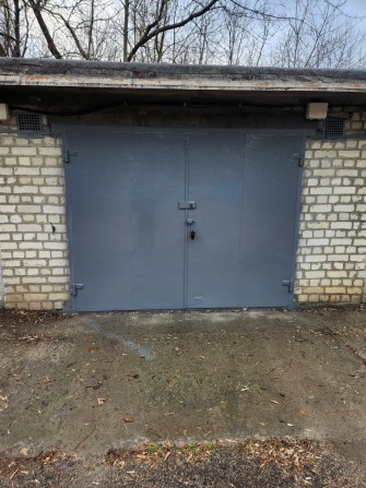 Гараж кооп.Горняк р-н Школьний - фото 1