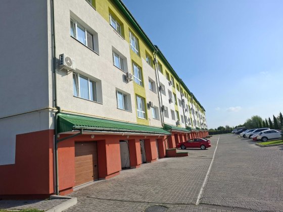 Продаж гаражу 32м.кв плюс паркомісце вул. Тролейбусна Львів