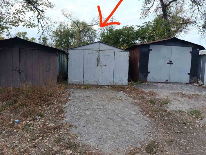 Гараж. Металевий - фото 1