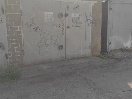 Капитальный гараж, ютз, во дворе дома 2а по 28-й Арми Николаев