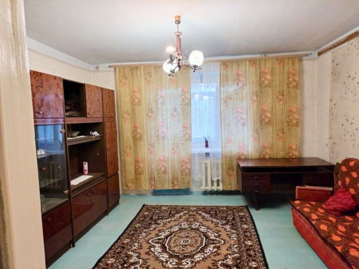 Продам 3к. чешку! 2 пов/9 пов, цегла! - фото 1