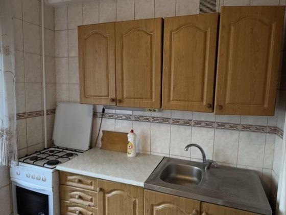 Продам 1 к .кв-ру по ул .Омельченка Запорожье