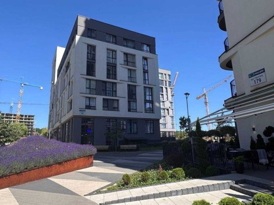 Продаж 3 кімнатна Пасічна ЖК Ваш Дім Львов