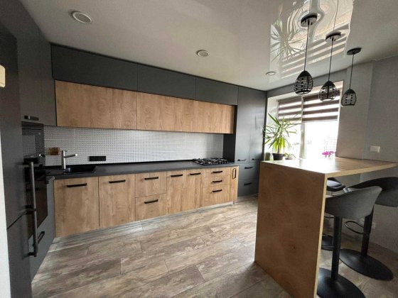 Продаж 3кімнатної квартири (перепланована в 2х+студія). Центр Житомир