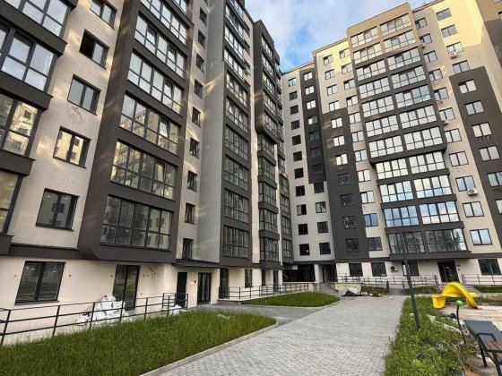 Терміновий продаж 1 кім квартири вул.Роксоляни, R2 Резіденс Львов