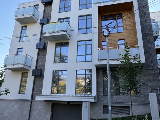 Продаж просторої квартири 71 м2 в  новобудові поруч Стрийського парку Львов