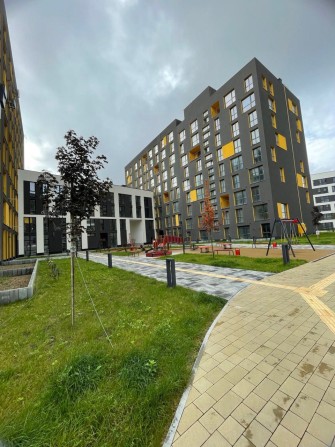 Продаж 1 кімнатної квартири в ЖК Підзамче Вежа по вул Б. Хмельницького - фото 1