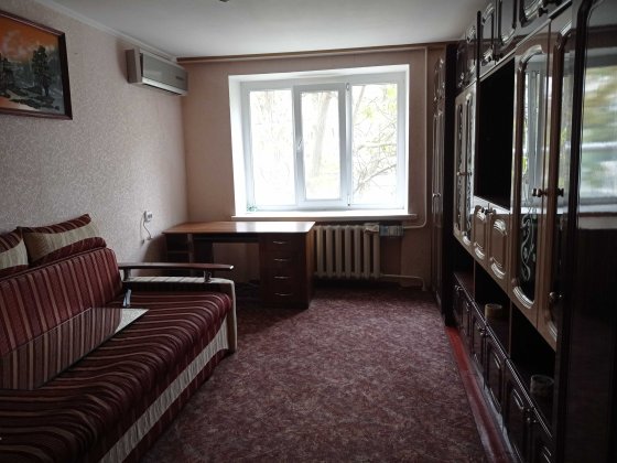 В продаже две приватизированные комнаты в общежитии на ЮТЗ 2/9 Миколаїв