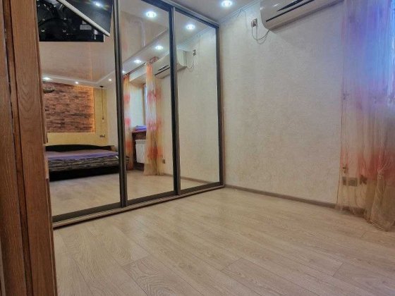 Продам шикарную квартиру район Кирова Днепр