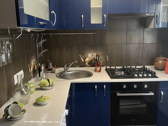 Продаж 2 кімнатноі квартири Запорожье