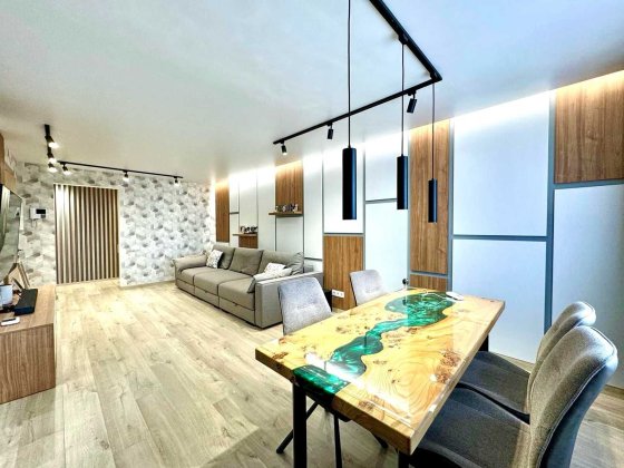 Продаю сучасну 4к квартиру в новобудові в центрі. ц1 Николаев