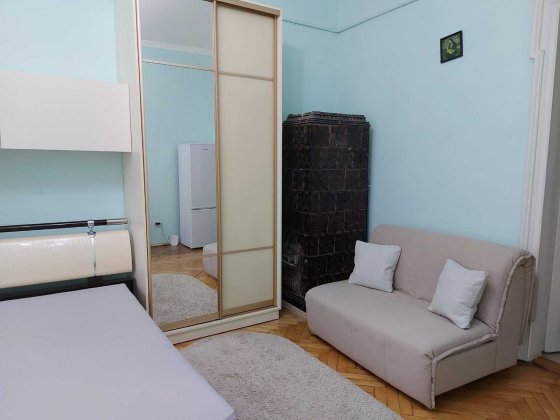 Продається 1 кім. квартира центр- вул. Коперника Львов