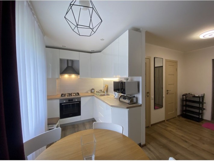 Продам 3 км квартиру - фото 1