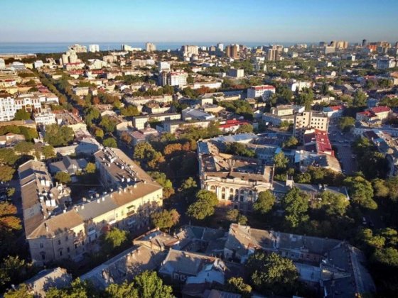 Продам 2 к. квартиру на Торговой. Свой вход.  АГВ Одесса