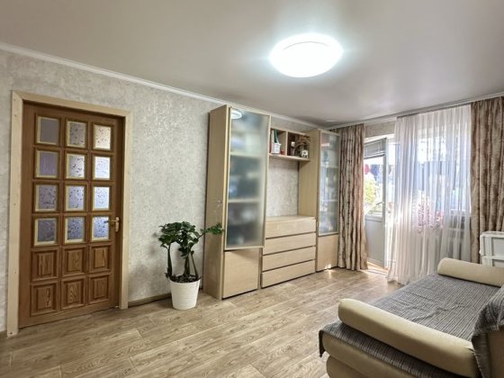 Продам 2 комн на Котовского район кинотеатр Звездный Одеса