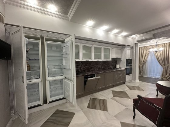 2 комнатная 80 метров у моря  Дорогой ремонт ТАИРОВА