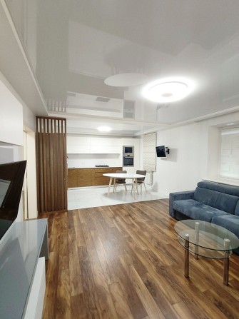 Продажа 3-к, Александровский район, ул. Глиссерная - фото 1