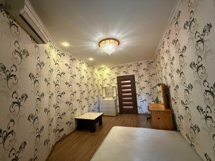 2 комнатная квартира 40 м2 с Ремонтом ул. Старопортофранковская - фото 1
