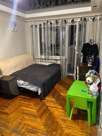 Продам 2х ком квартиру - фото 1