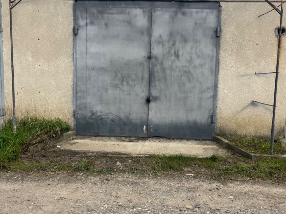 Продам каменный гараж