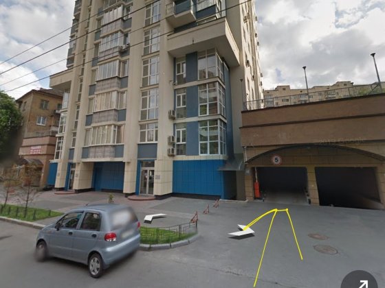 Парковочне місце у підземному паркінгу Київ
