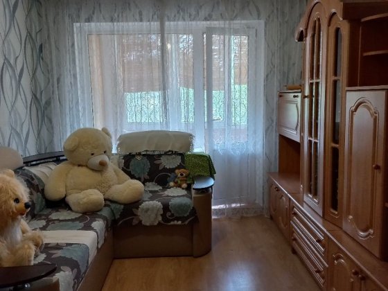 Продаю 3 к кв  по ул.Космонавтов и Электронная Николаев