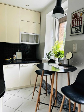 Продаж 2 кімнатної квартири, вулиця Білоцерківська ( Дністерська) - фото 1