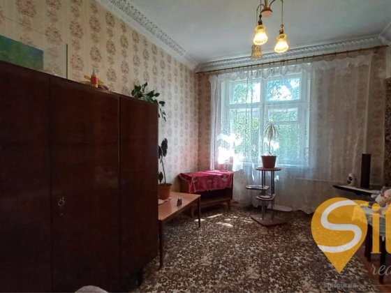 Продаж 2-х кімнт. повнометражної квартири вул. Добролюбова. Запорожье