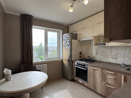 Продам 2к квартиру  с ремонтом на Таирова СитиЦентр Одесса