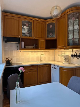 Продам! 3х ком.кв.! пр.Науки 28. М.Научная, М.Бот.сад .Квадратн. Холл! - фото 1