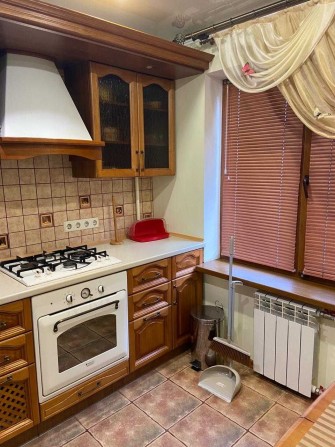 Продам 2х комнатную квартиру район "6 гимназии" - фото 1