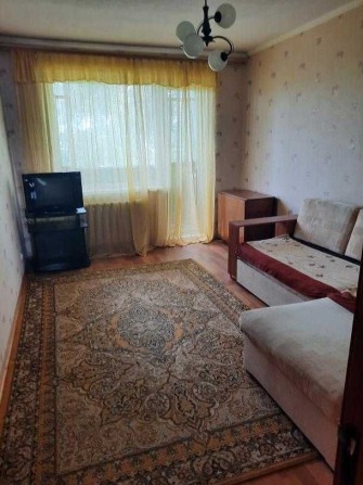 Продам 2-х кім.кв.метро 15 хвилин. - фото 1