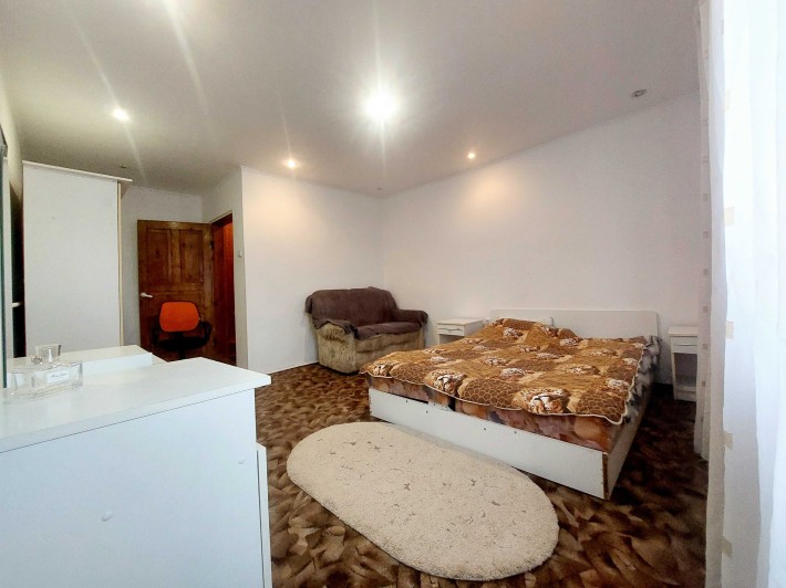 Продаж 3к. Ковельська (Новознесенська). Половина будинку - фото 1