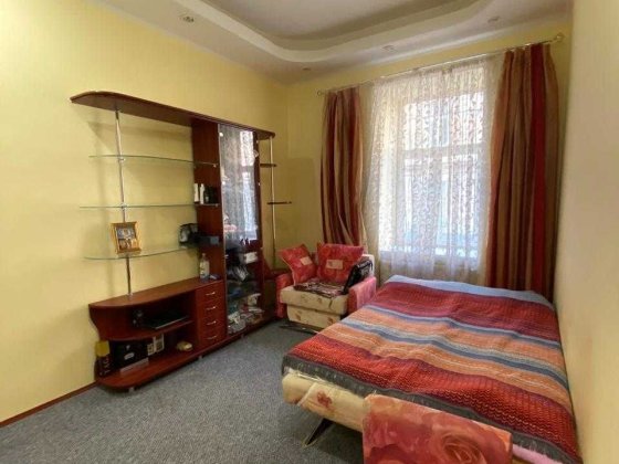 Продаж 2-кім. квартири в австрійському люксі на вул. Вербицького Львів