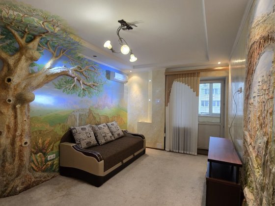 Центр/Асташкина, Продам 2-х комнатную квартиру 60 кв.м., 2 этаж,лоджия Одесса