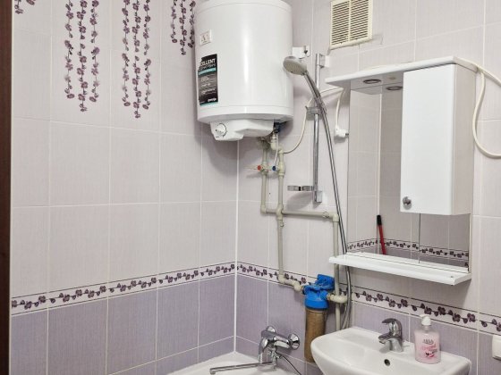 Продам 1к квартиру м. 23 серпня або  м. Ботанічний сад Харків