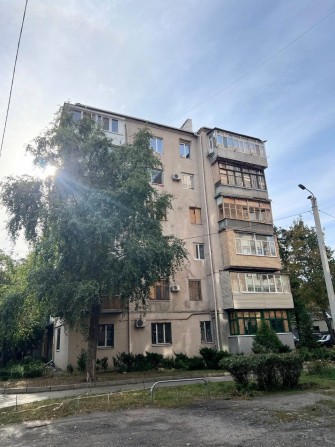 Продам 2-к.кв., сталинка, центр, метро Университет, Научная, Культуры - фото 1