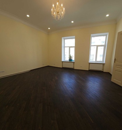 Продаж житлової квартири по вул. Гнатюка центр міста. - фото 1