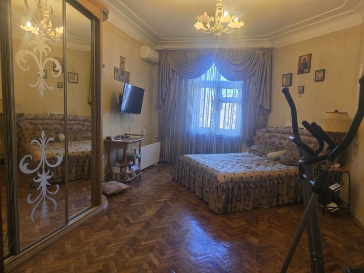 Супер ціна!!!Продаж 4кімнатної квартири, Харків, центр, м.Університет. - фото 1