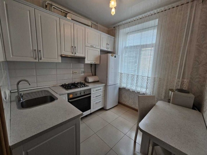 Продається 2 кім квартира пр. Тракторобудівників - фото 1