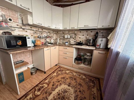 Горизонт - 3к.кв. (70м2) ул. Большая Кольцевая (м. Идустриальная) Харьков