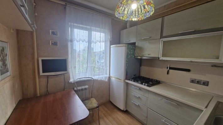 Продам  ТРЁХКОМНАТНАЯ квартира Проспект Шевченко/Р.Кармена не фасад - фото 1