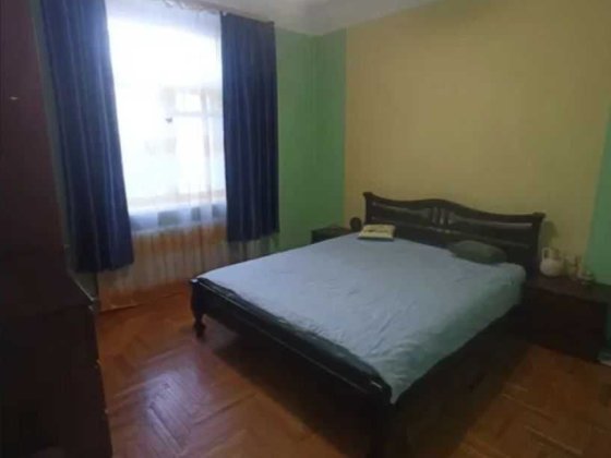 Продается 2-х комн. полнометражная квартира на Малом рынке Запоріжжя